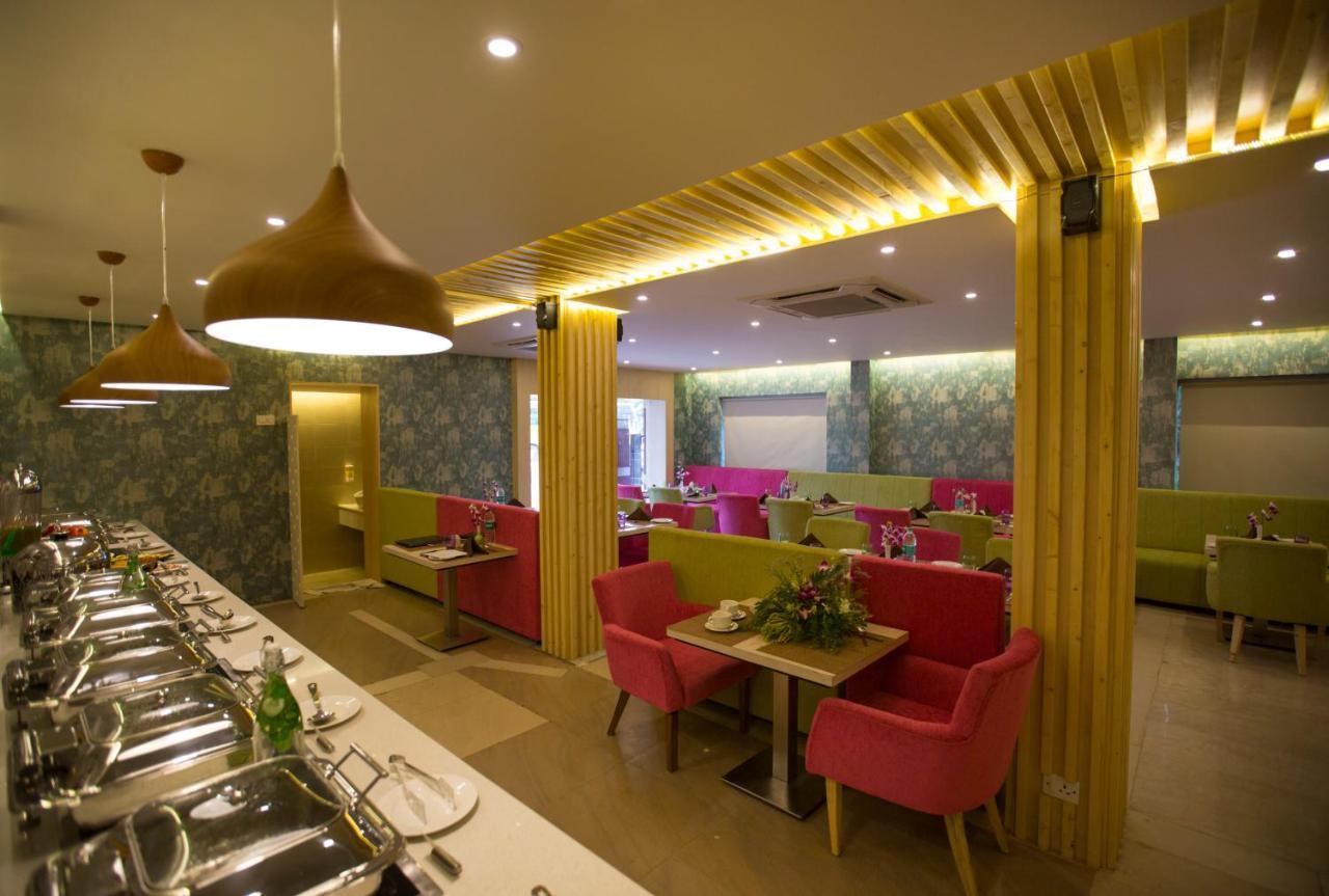 Hotel Ashok Residency Ченнаи Экстерьер фото