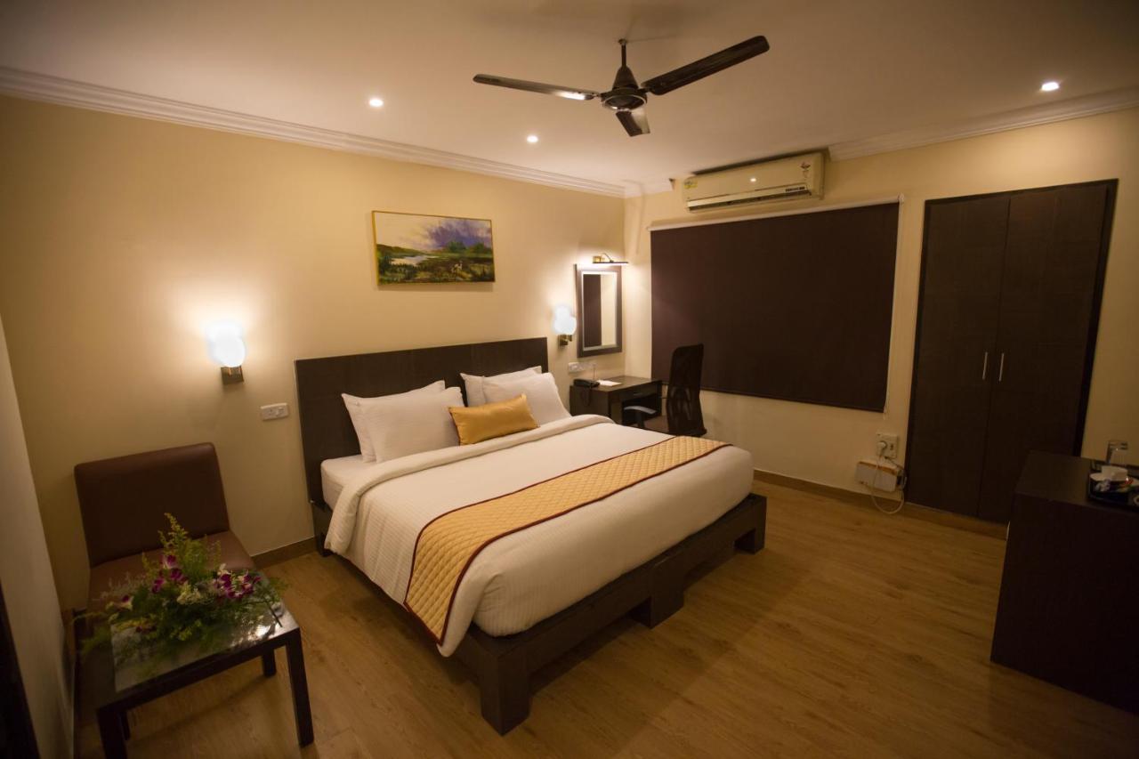 Hotel Ashok Residency Ченнаи Экстерьер фото